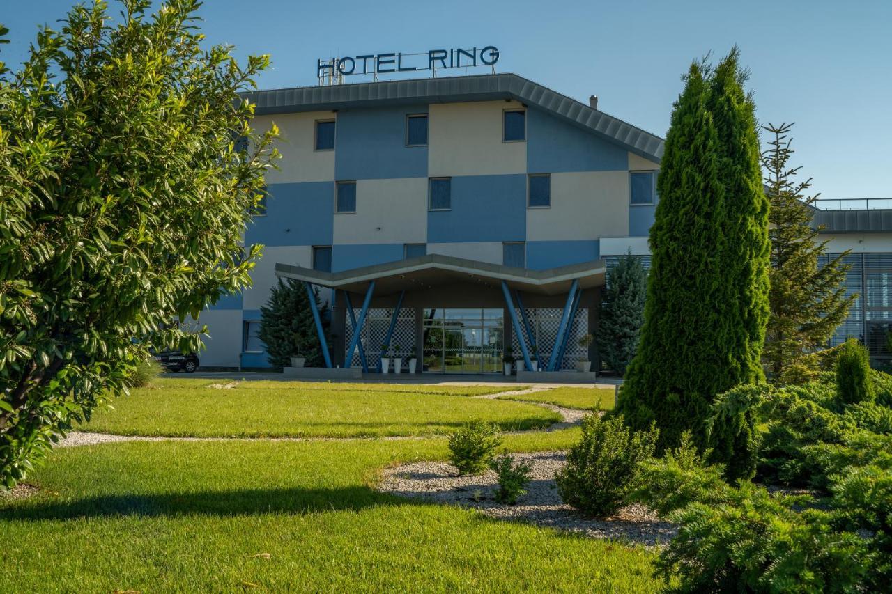 Hotel Ring Orechová Potôň Zewnętrze zdjęcie